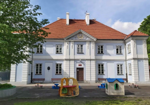 Budynek przedszkola od frontu